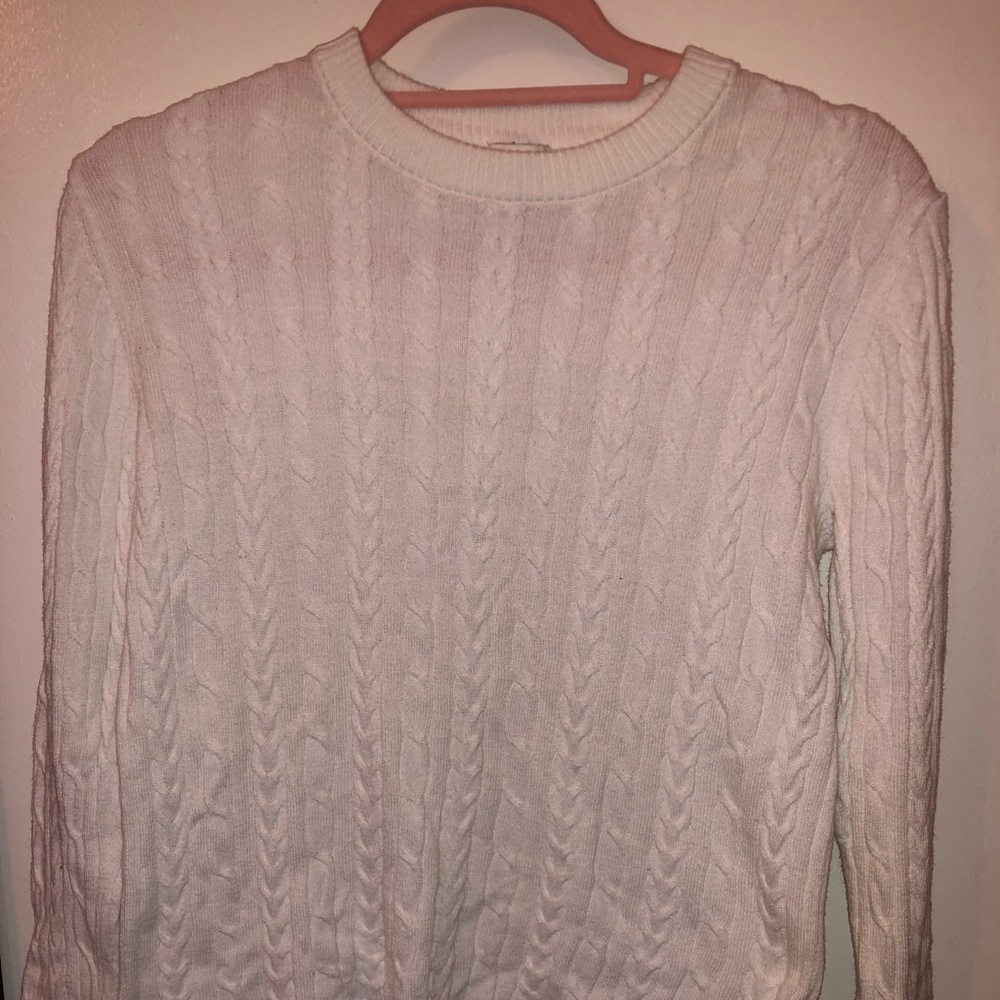 Adorable barely worn white sweater